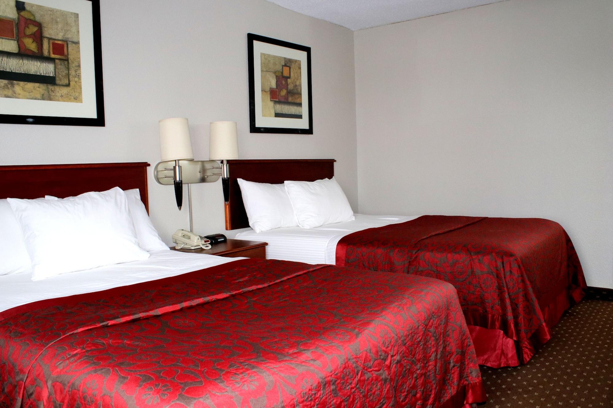 Days Inn & Suites By Wyndham Bloomington/Normal Il Zewnętrze zdjęcie