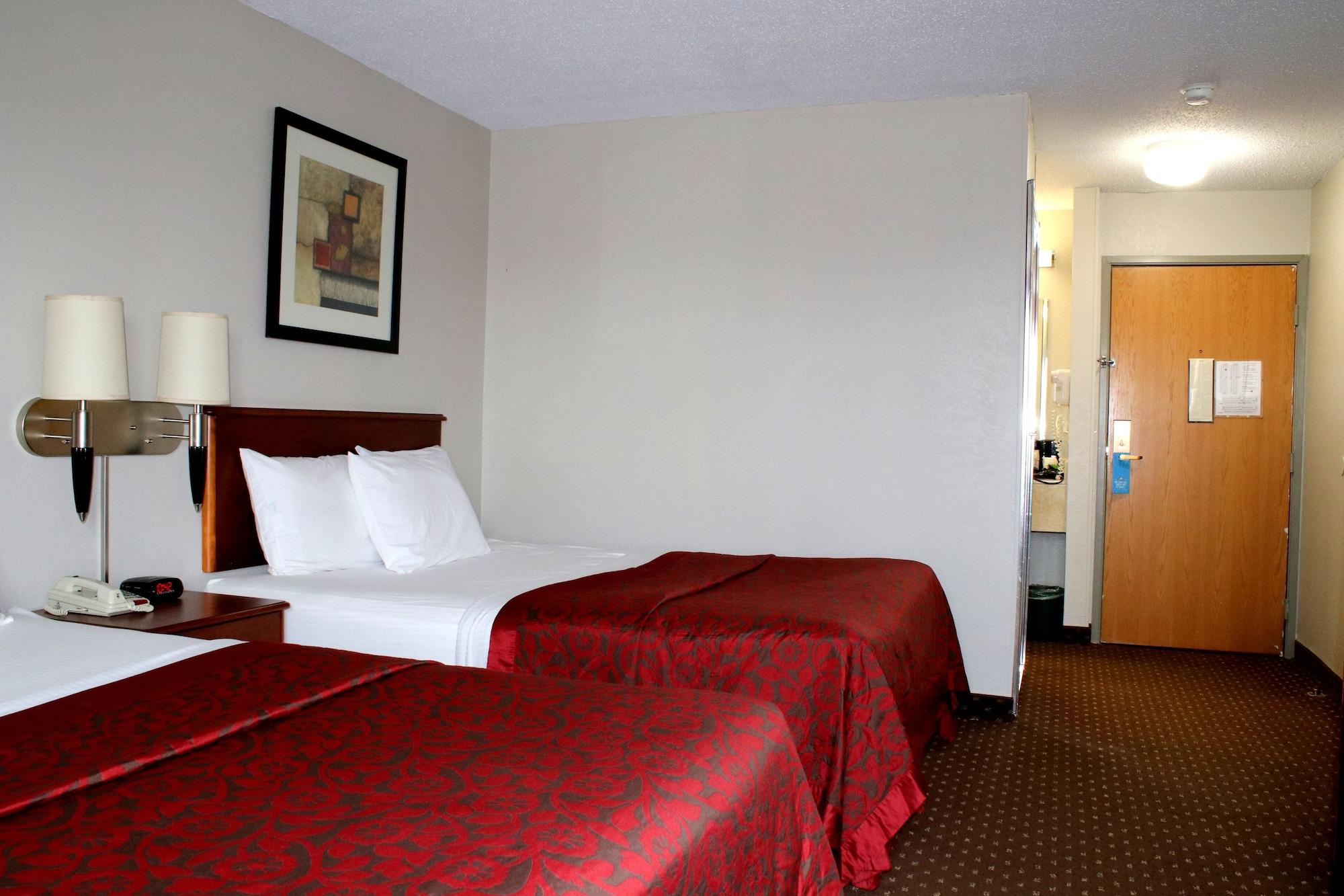 Days Inn & Suites By Wyndham Bloomington/Normal Il Zewnętrze zdjęcie