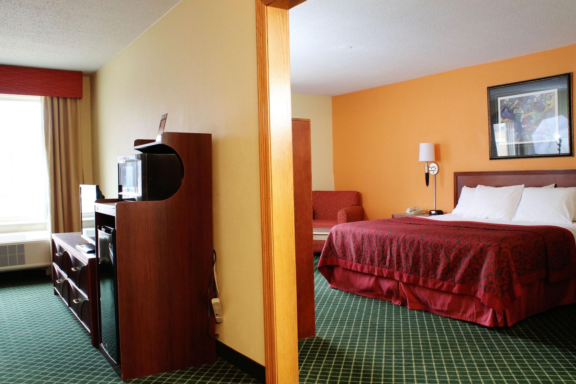 Days Inn & Suites By Wyndham Bloomington/Normal Il Zewnętrze zdjęcie